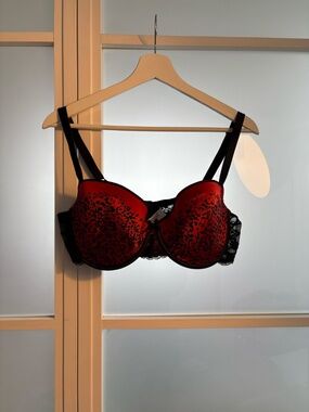 Chantelle Bra with Silky Red and Black Cups and Black Lace Back, 38D